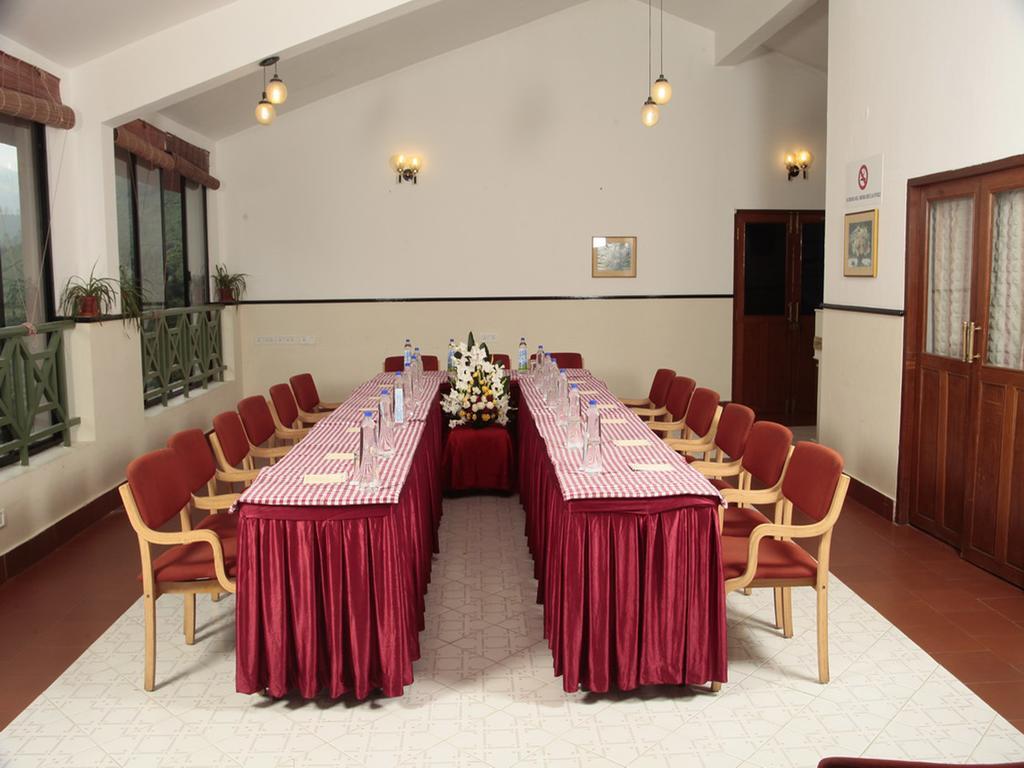 Abad Copper Castle Resort Муннар Экстерьер фото